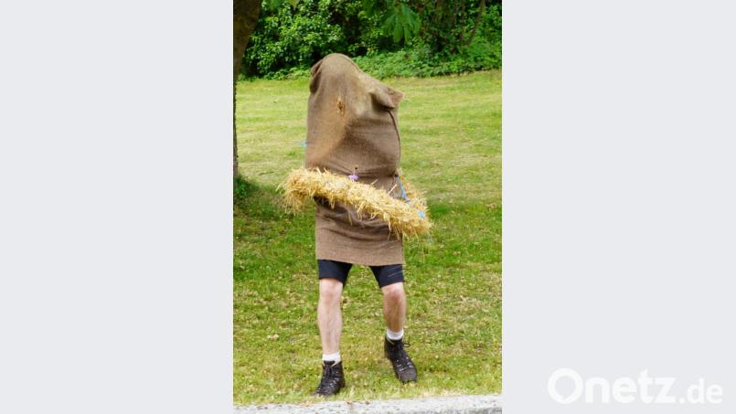 In diesem Jahr wird der Lennesriether Pfingstschwanz nicht unterwegs sein. Im Bild der "Faule Sack 2019". Bild: fvo