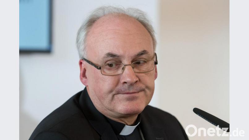 Der Regensburger Bischof Rudolf Voderholzer gehört zu den Kritikern des "Synodalen Wegs". Gerade an Pfingsten verhärten sich die Fronten im katholischen Reformprozess. Archivbild: Armin Weigel/dpa
