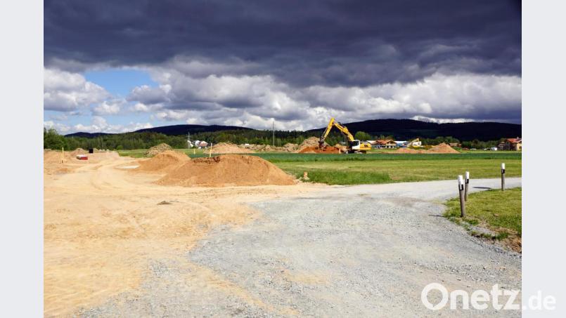 54 Meter fehlen für den Lückenschluss von der Erschließungsstraße des neuen Baugebiets Steinäcker II zum Goldammerweg. Mit den beiden Grundstücksbesitzern konnte keine Einigung herbeigeführt werden. Bild: bkr