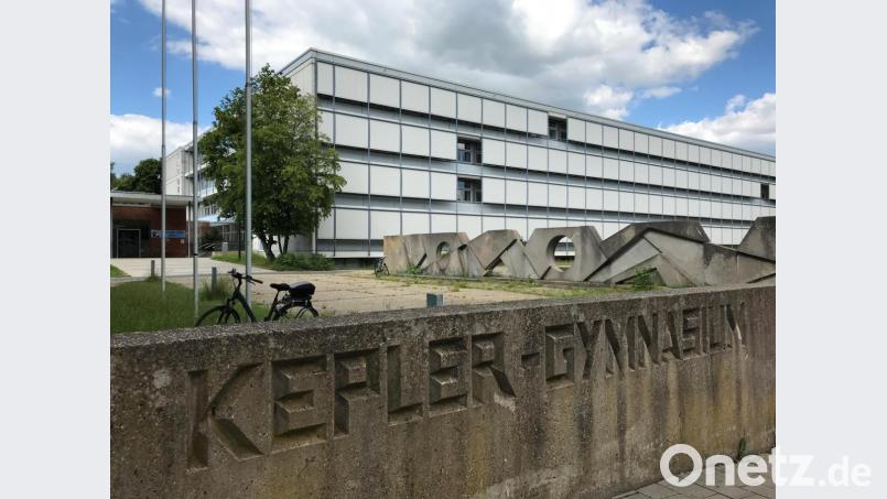 Das Kepler-Gymnasium in Weiden verzeichnete heuer den meisten Zuwachs bei den Neuanmeldungen: 97 neue Schüler wollen im Schuljahr 2020/21 dort zur Schule gehen. Das sind elf mehr als im Vorjahr. Bild: Gabi Schönberger