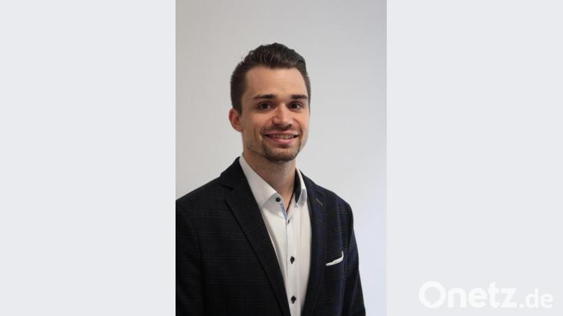 Timo Sonntag ist der neue Leiter der Region Nord/West der Kliniken Nordoberpfalz AG. Sein Büro hat er am Krankenhaus in Tirschenreuth. Bild: exb