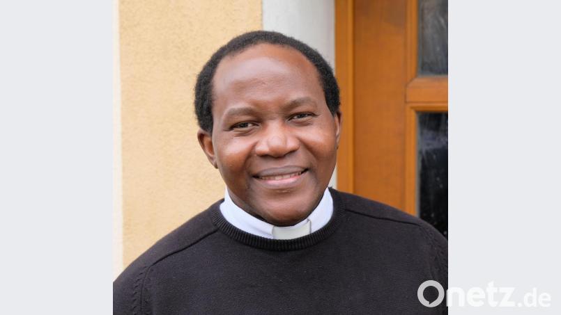 Für ein Brunnenprojekt in einem Dorf seiner Heimatdiözese in Nigeria bittet Vikar Dr. Victor Usman Jamahh um großzügige Spenden. Bild: do