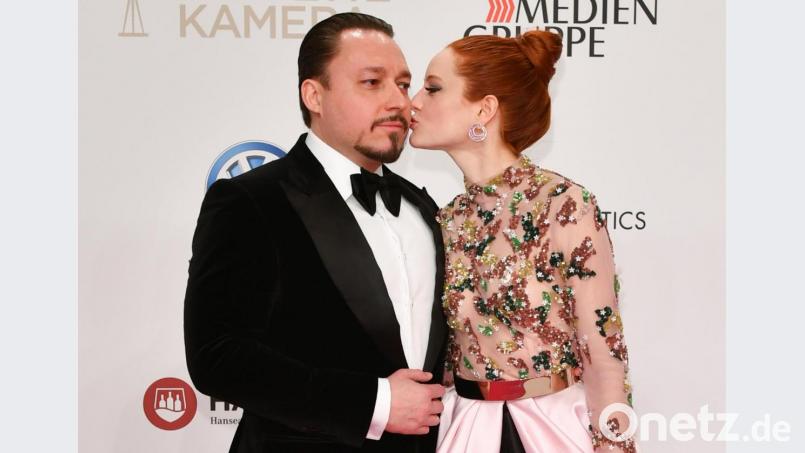 Model Barbara Meier und Ehemann Klemens Hallmann. Bild: Jens Kalaene/dpa
