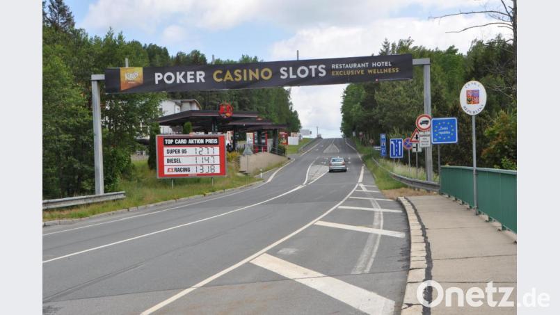 Trotz der Grenzöffnung kaum Verkehr am alten Grenzübergang. Bild: dob