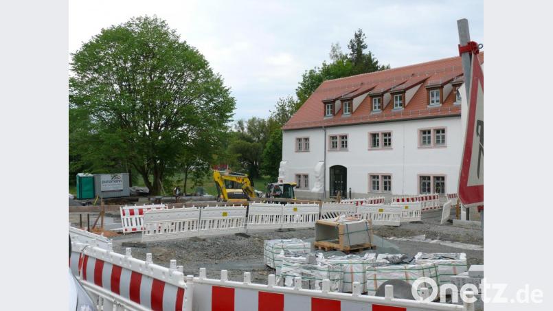 Zurzeit wird der Außenbereich vorm Haus St. Gertrud neu gestaltet Bild: kgg