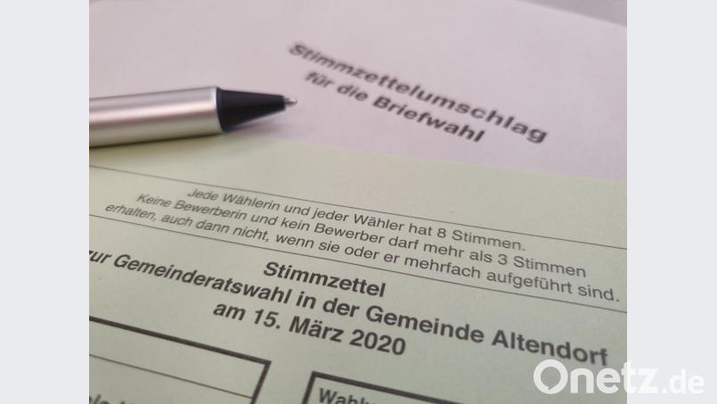 Nicht 8, sondern tatsächlich 16 Stimmen haben die Wahlberechtigten von Altendorf und Guteneck bei der Gemeinderatswahl. Die Angabe auf dem Stimmzettel ist falsch und die Verwirrung ist groß, was das weitere Vorgehen betrifft. Bild: tib