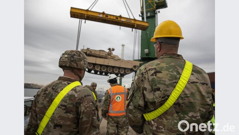 Ihr schweres Gerät bringt die US-Armee für Übungen auch über deutsche Häfen nach Europa. Das könnte sich ändern. US-Präsident Donald Trump will Truppen aus Deutschland abziehen. Bild: Sgt. Kyle Larsen
