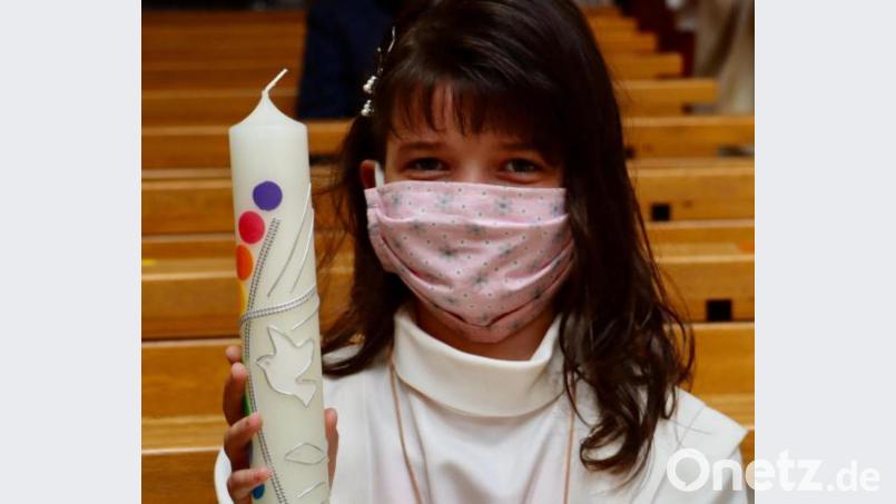 Vanessa Ziegler war eines der ersten Kinder, das heuer in der Pfarrei St. Michael unter strengen Sicherheitsmaßnahmen die Erstkommunion empfing. Bild: ads