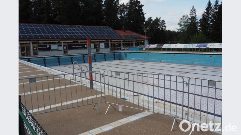 In diesem Sommer wird hier niemand schwimmen können. Bild: Bühner