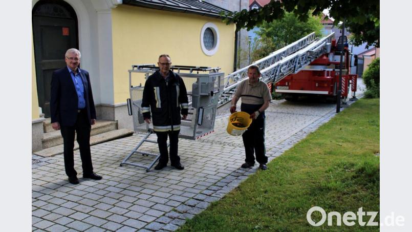 Falkenrettung in Erbendorf Bild: ckl