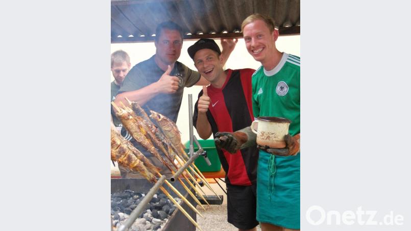 Damit Fischliebhaber trotz des Coronavirus in den Genuss der beliebten Grill- und Räucherforellen kommen können, findet am Samstag, 27. Juni, am Pavillon auf dem Festplatz am Kastenhaus von 11 bis 18 Uhr ein Straßenverkauf statt Archivbild: rgr