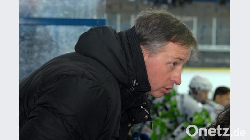 Zehn Jahre war Peter Hampl sehr erfolgreich als hauptamtlicher Nachwuchstrainer beim 1. EV Weiden tätig. Künftig arbeitet der 51-jährige Deutsch-Tscheche für den EHC Straubing. Bild: gb