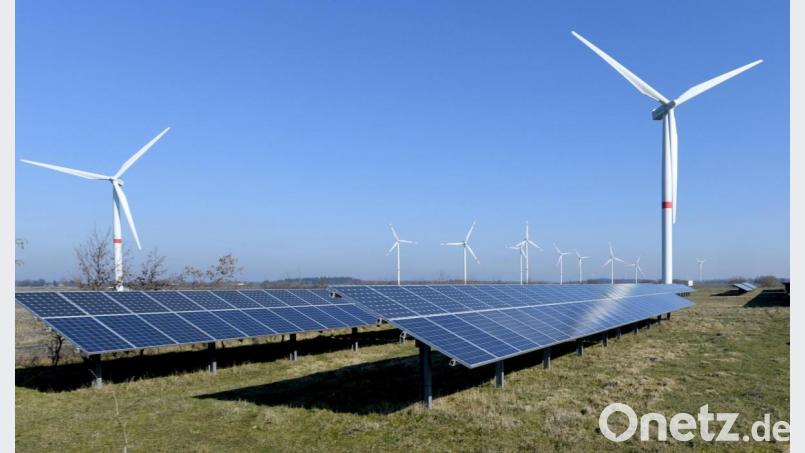 Ideen für die Energie der Zukunft erörtern Professoren und wissenschaftliche Mitarbeiter der OTH Amberg-Weiden in einer sechsteiligen Online-Vortragsreihe. Bild: Carsten Rehder/dpa