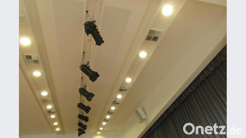 Bühnen- und Saalbeleuchtung in der Stadthalle Neustadt werden erneuert. Bild: ui