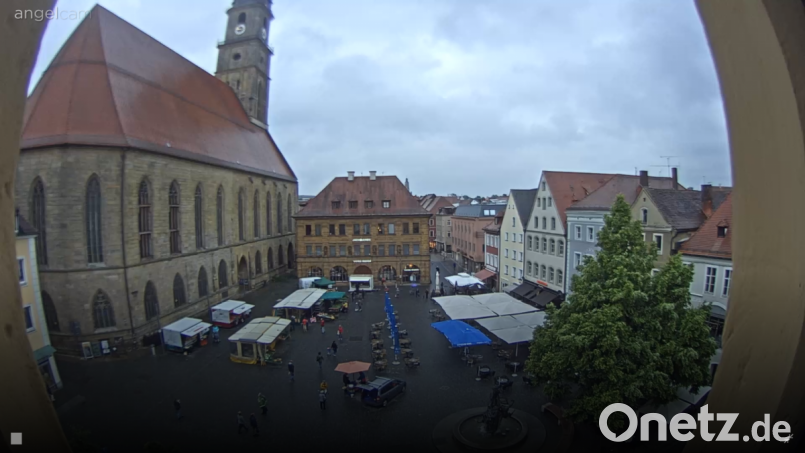 Die zweite Kamera ermöglicht den Blick auf die Martinskirche und Richtung Georgenstraße. Bild: Screenshot