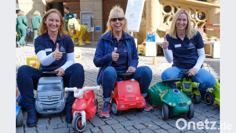 Um die Belange von Familien und Schwangeren kümmern sich (von links) Marion Donner-Schafbauer, Carola Hummel und Katrin Wasner auch in der Coronakrise. Bild: Günter Scharl, Stadt Amberg/exb