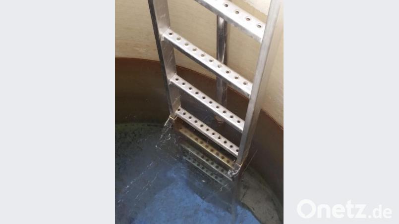 Ein Blick in den Wasserbehälter bei normalem Wasserstand. Bild: exb