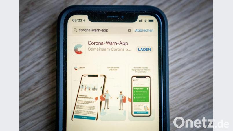 Die offizielle Corona-Warn-App steht seit Dienstag zum Download im App-Store bereit. Bild: Kay Nietfeld/dpa