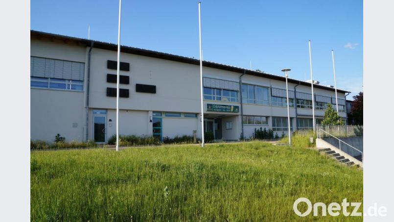 Das seit zwei Jahren leer stehende Soldatenheim war ein wichtiger Aspekt im Fragenkatalog von Bürgermeister Teplitzky. Bild: weu