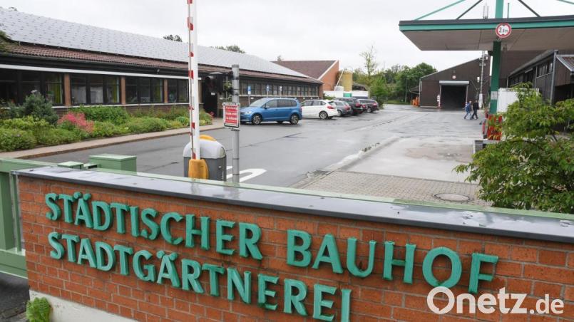 Hier auf dem Bauhof könnte bald auch die Feuerwehr ein- und ausfahren. Die Vorplanungen für ihre neue Hauptfeuerwache dort laufen jedenfalls, teilt die Stadt mit. Bild: mte