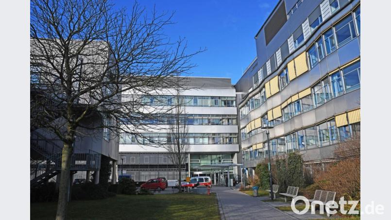 Das Klinikum Weiden bleibt bei Patientenbesuchen vorsichtig. Bild: Gabi Schönberger
