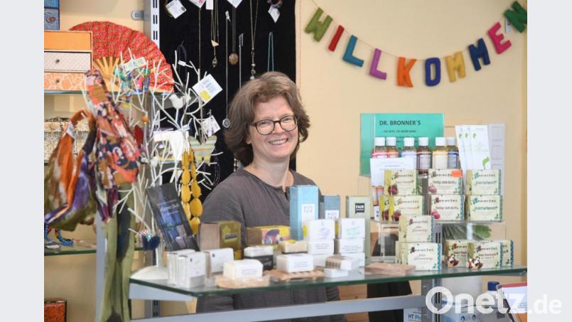 Annette Rösel vom Weltladen in Weiden. Bild: Gabi Schönberger