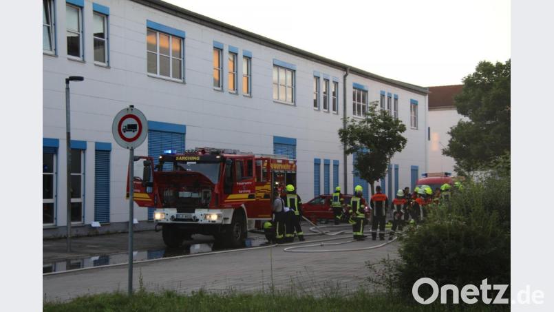 Ein vorsätzlich gelegtes Feuer hat in einem Oberpfälzer Gewerbebetrieb ein Schaden in Höhe von mehreren Millionen Euro verursacht. Bild: Alexander Auer