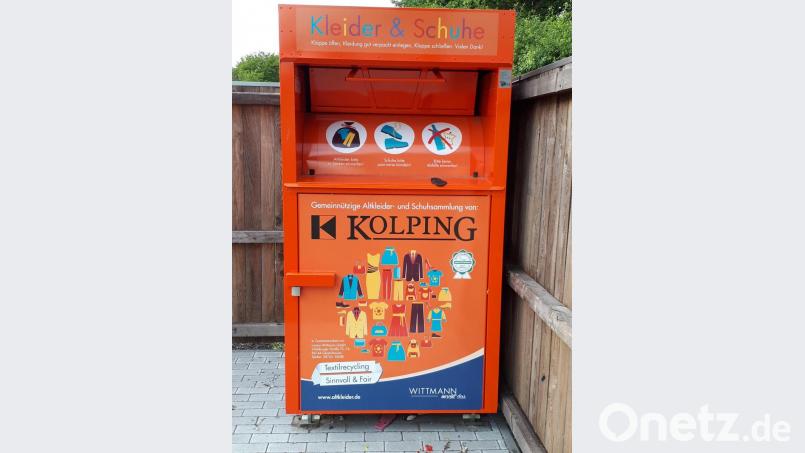 Der Altkleider-Container der Kolpingsfamilie wird nicht mehr so häufig geleert. Das liegt an den momentanen Absatzschwierigkeiten der gebrauchten Textilien. Am 10. Oktober findet jedoch wieder eine Sammlungsaktion von Altkleidern und Altpapier im gesamten Stadtgebiet statt. Bild: prh