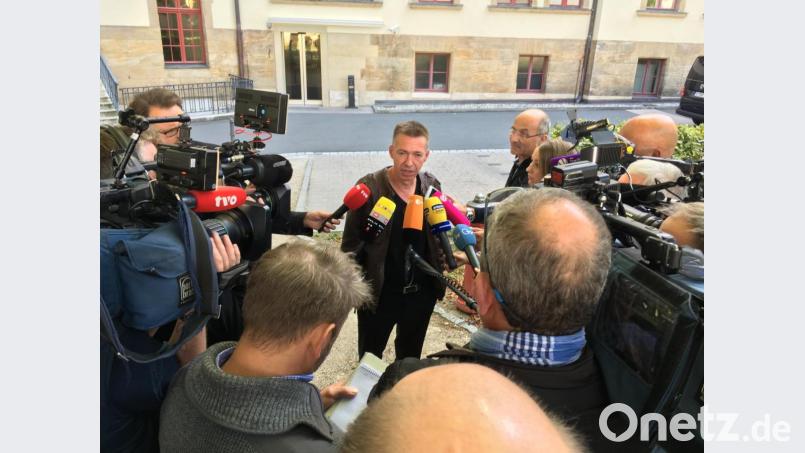 Andreas Lösche nach dem Urteil im September 2019. Seine Forderung damals: Die Polizei in Bayern und Sachsen müsse aus den Fehlern im Fall Sophia Lösche lernen. Bild: ca