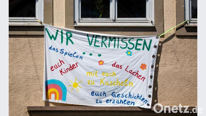 Seit Anfang März gibt es keine geregelte Betreuung von Kindergartenkindern. Bild: Christoph Schmidt/dpa