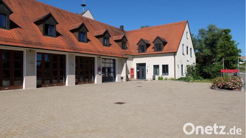 Das Feuerwehrhaus Vilseck soll im Ernstfall die zentrale Anlaufstelle, eine sogenannte Leuchtinsel, für das Gemeindegebiet sein. Bild: Stefanie Gradl