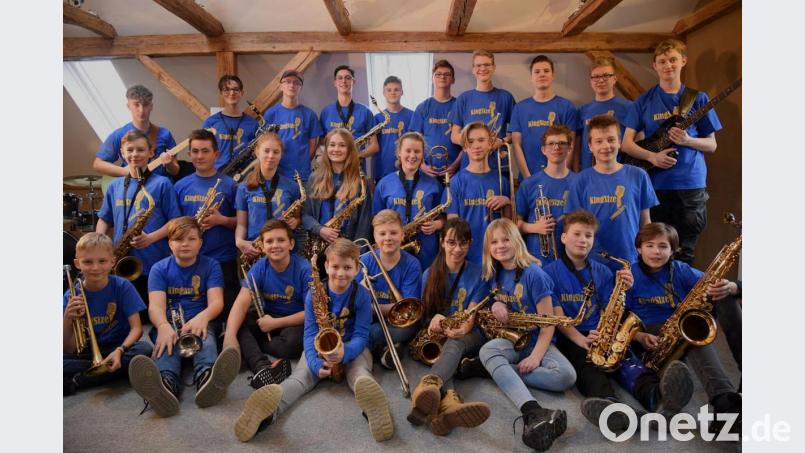 Ein Bild aus Zeiten vor Corona. Die Pandemie macht den King-Size Youngsters nicht nur das Üben schwer. Auch ein wichtiger Wettbewerb fand nicht statt. Bild: exb/King Size Musics