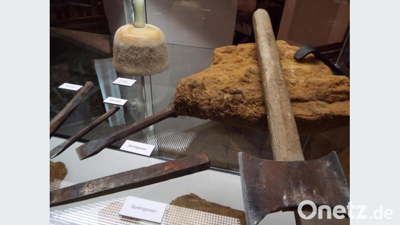 Einfachste Geräte zur Sandgewinnung kamen noch anfangs des 20. 
Jahrhunderts zum Einsatz. Bild: e