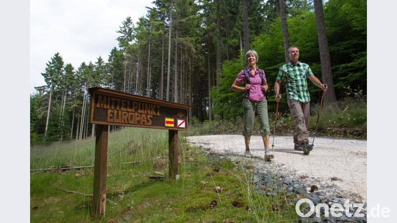 Im Rahmen eines Naturtouristischen Gesamtkonzepts soll das Wandern besonders herausgestellt werden. Bild: Touristinfo Bad Neualbenreuth/exb