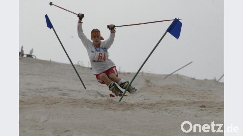 Die Skiakrobaten machen Pause: Wie der SCMK Hirschau mitteilte, fällt die Sandski-Europameisterschaft heuer coronabedingt ersatzlos aus. Bild: ref