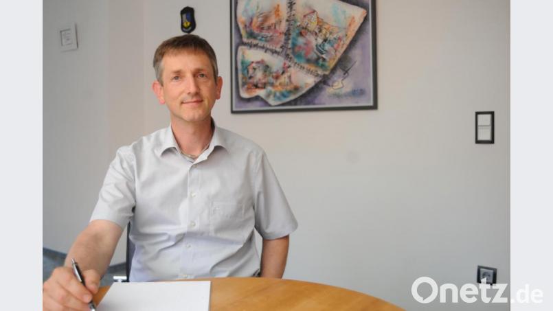 Albert Geitner (Freie Wähler) ist seit Mai Chef im Ursensollener Rathaus. Bild: Andreas Brückmann