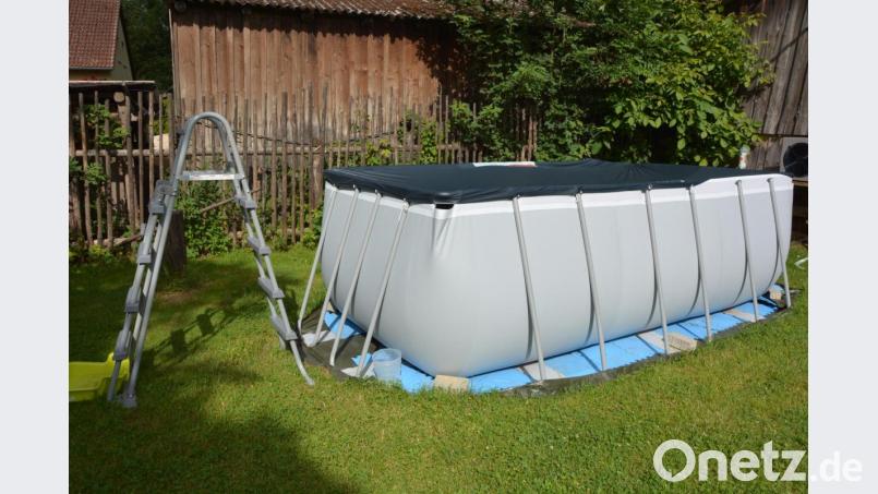 Das Befüllen und Entleeren von Gartenpools war ein Thema im Marktgemeinderat Bad Neualbenreuth. Bild: jr