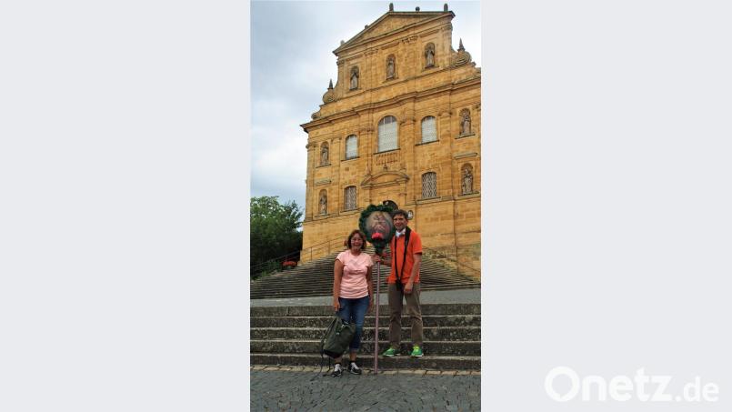 Die Pfarrei Ehenfeld hält trotz Corona die Tradition der Fußwallfahrt aufrecht; im kleinsten Kreis. Bild: fdl