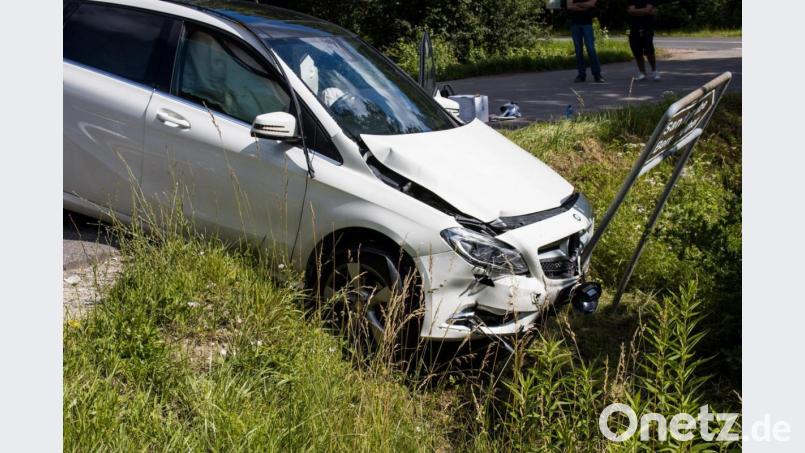 Unfall auf der B85 Go-Kart-Bahn Bild: dmra