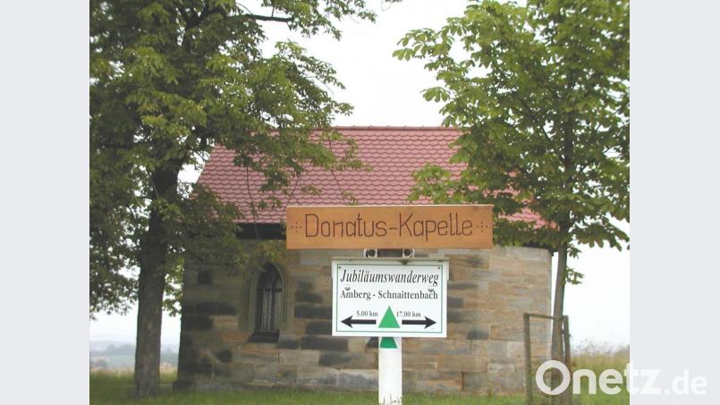 Das gemütliche Feiern unter den Schatten spendenden Kastanienbäumen bei der Donatuskapelle in Aschach muss wegen der Corona-Pandemie in diesem Jahr entfallen. Bild: sche
