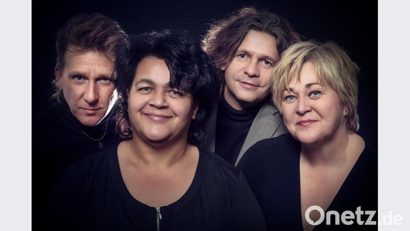 Sie freuen sich auf diesen musikalischen Samstag in Amberg (von links) Michael Deiml, Ramona Fink, Toby Mayerl und Andrea Bibel. Bild: Franziska v. Schießl, MG-Fotografie/exb