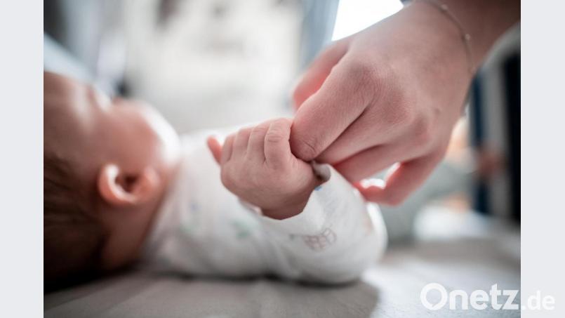 In der Oberpfalz ist die Zahl der Geburten gestiegen. Bild: Fabian Strauch/dpa