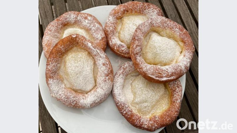 Ein frisch gebackenes Küchel zum Kaffee - ein Genuss. Bild: exb