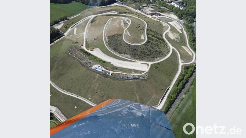 Wie der Schlackenberg künftig genutzt werden kann, ist noch nicht klar ersichtlich – aus Naturschutzgründen könnten Vorschläge auch abgelehnt werden. Luftbild: mfh