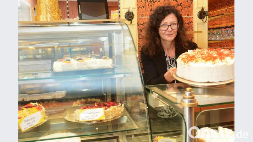 So manch einem läuft beim Anblick einer Torte das Wasser im Mund zusammen. Redakteurin Michaela Lowak kann nichts damit anfangen, denn sie verzichtet seit sechs Jahren auf Zucker. Bild: Gabi Schönberger