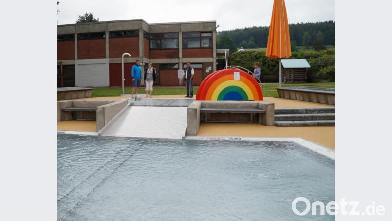 Der ganze Stolz des Oberviechtacher Bades ist der neue Kinderbereich. Bild: weu