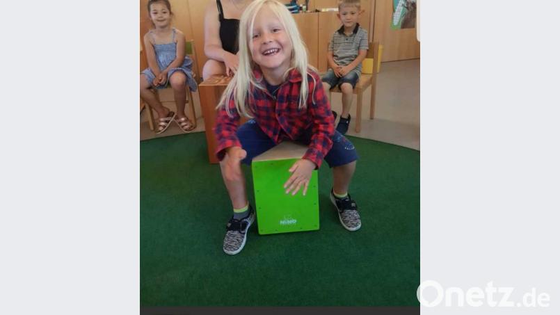 Für mächtig Wirbel sorgten die rhythmusbegeisterten Kinder von St. Vitus mit Cajon und Bodypercussion. Bild: ads