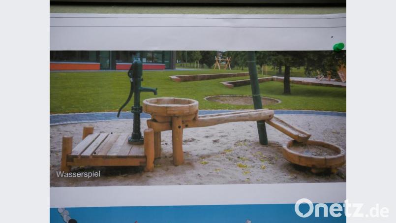 Auch der Wasserspielplatz unter einem Sonnensegel dürfte bei den Kindern sehr beliebt sein. Bild: hmr
