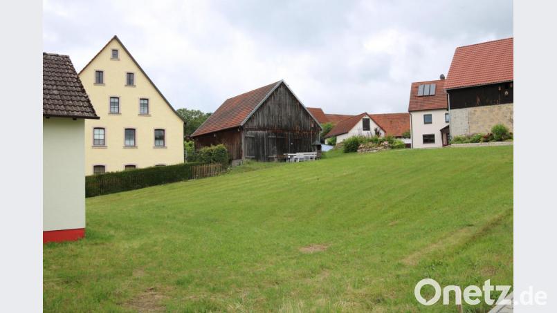 Der Dreschstadl in Achtel könnte zum Feierabendtreff werden. Bild: lei