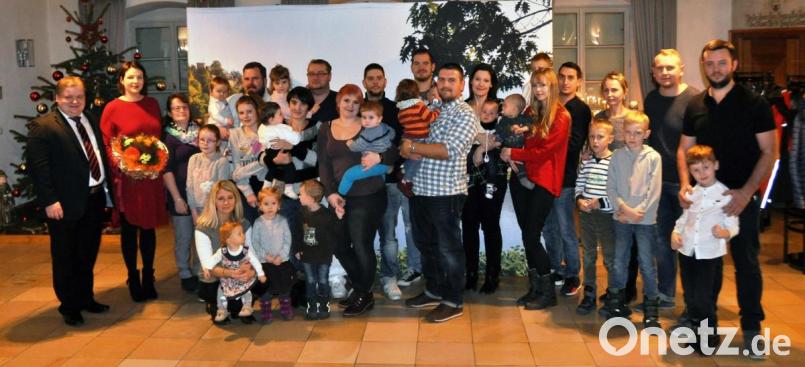 Zehn Familien erhielten bei einer Feierstunde Mittel aus der „Betty und Hanns Zierer“-Stiftung. Bild: exb